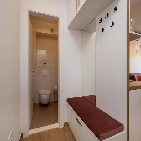 Apartamento With Terrace